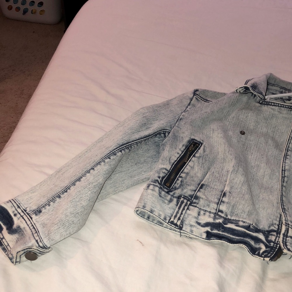 I’m selling a terranova denimcrop top jacket